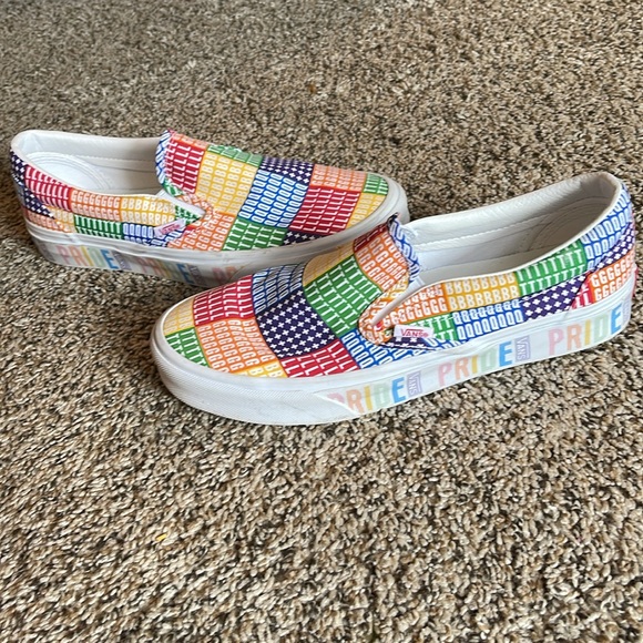 Pride vans size 8 men woman 9.5 NEW - Picture 9 of 11